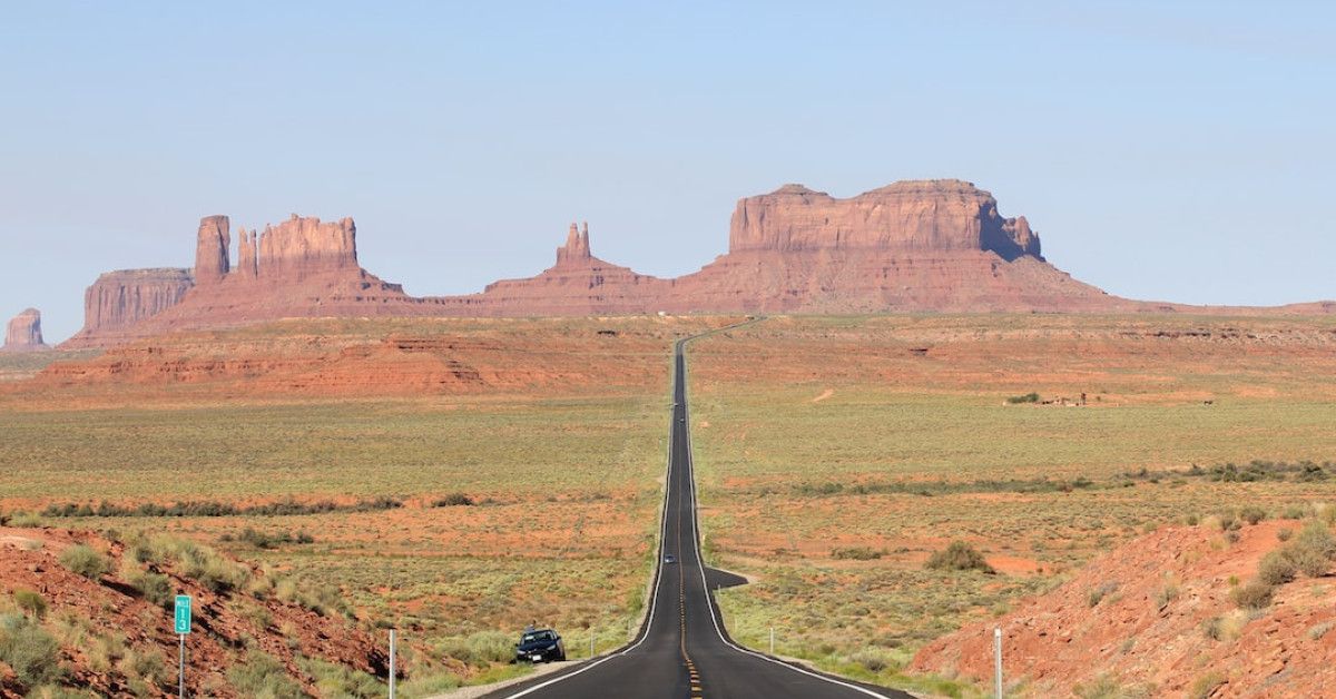 Forrest Gump shoe quotes in a captivating image.