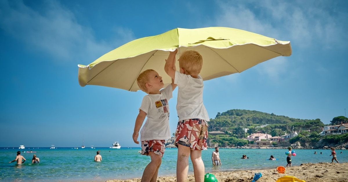 Embrace unity and support for a powerful, inspiring quote.